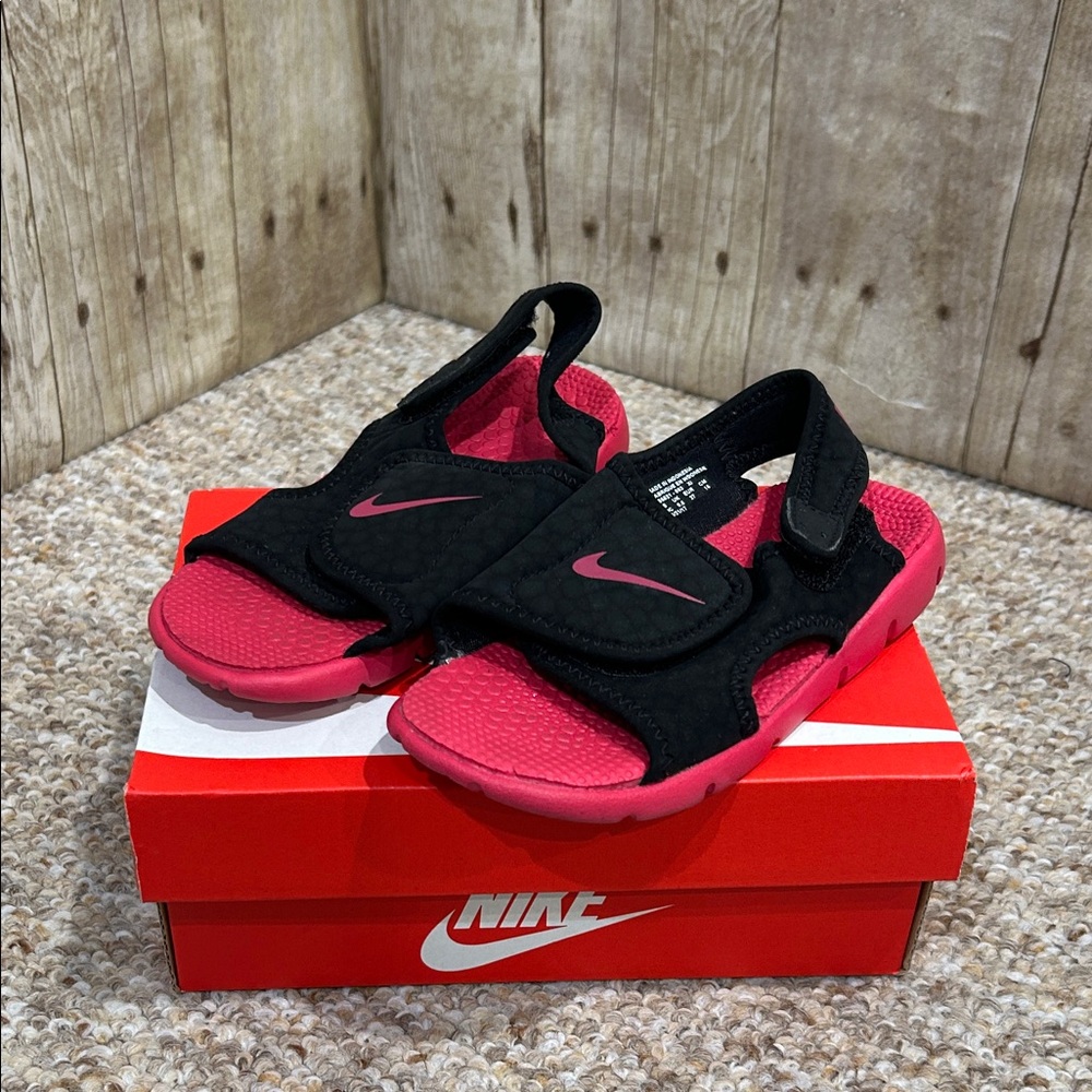 Nike Sunray Girls Black & Pink Adjustable Sandals 10C ~Worn once